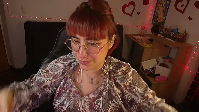 Miacatsito3 online show from 05-12-26, 05:15