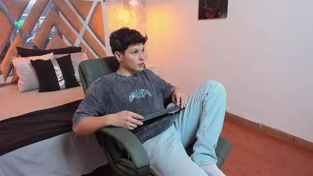 kraven lust online show from 09-16-25, 03:07