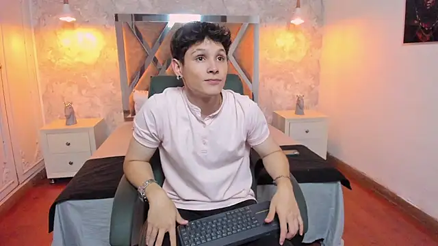 kraven lust online show from 09-18-25, 04:36