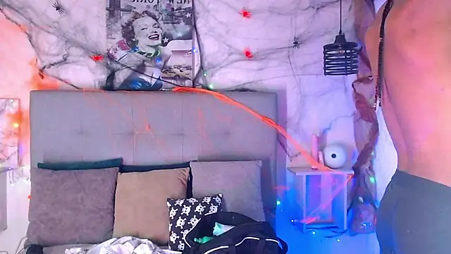 Snapshot of Billie_Turner_ chatting on 10-29-25, 04:15 Billie Turner online show from 10-29-25, 04:15