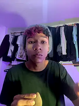 Snapshot of Billie_Turner_ chatting on 12-15-25, 12:59 Billie Turner online show from 12-15-25, 12:59