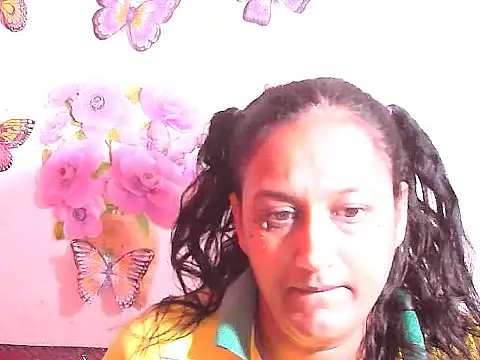 Snapshot of Indiansexyboobs18 chatting on 10-22-25, 07:30 Indiansexyboobs18 online show from 10-22-25, 07:30