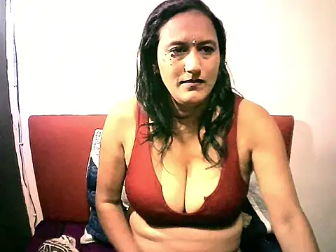 Snapshot of Indiansexyboobs18 chatting on 11-30-25, 01:37 Indiansexyboobs18 online show from 11-30-25, 01:37