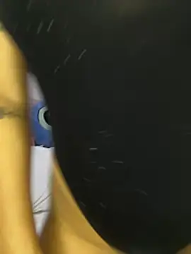 karolaalcendra online show from 04-02-26, 03:26