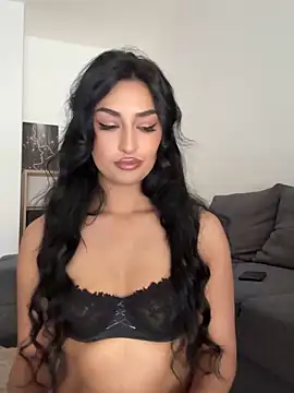 Mia spicyy online show from 06-13-26, 08:34