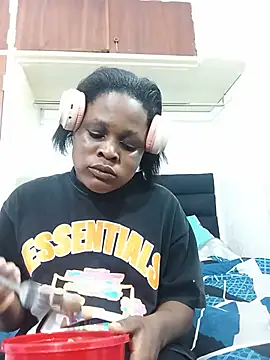 Snapshot of BlondieBitch chatting on 07-16-26, 06:14 BlondieBitch online show from 07-16-26, 06:14