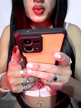 Cutie-Whiskey1 online show from 11-13-25, 06:18