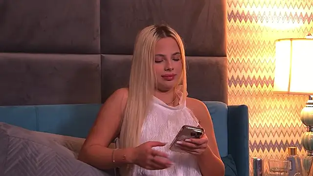 YssabelFox online show from 10-12-25, 03:16