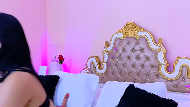 AryCorinne online show from 04-23-26, 03:30