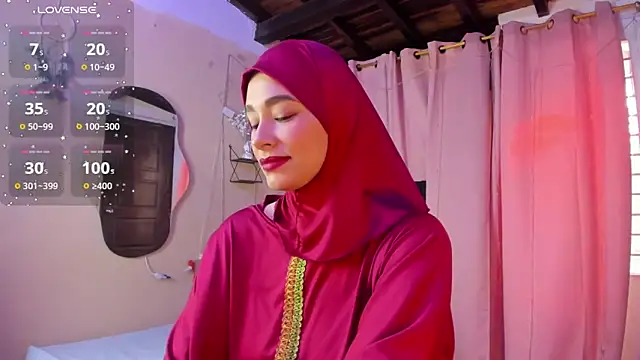 ShanaJamil online show from 10-23-25, 12:04