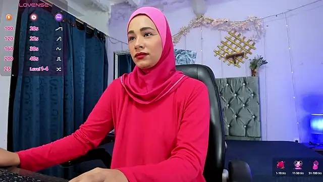 ShanaJamil online show from 05-20-26, 11:49