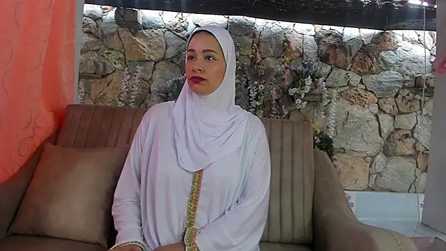 ShanaJamil online show from 07-14-26, 12:11