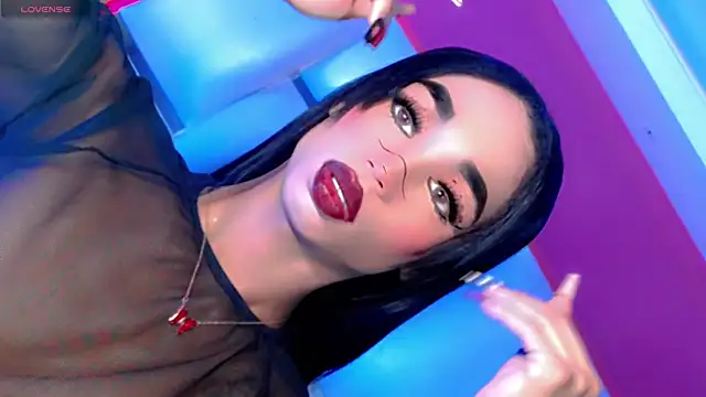 Snapshot of JessiscaWalker chatting on 11-21-25, 08:18 JessiscaWalker online show from 11-21-25, 08:18