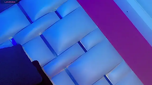 Snapshot of JessiscaWalker chatting on 12-04-25, 07:11 JessiscaWalker online show from 12-04-25, 07:11