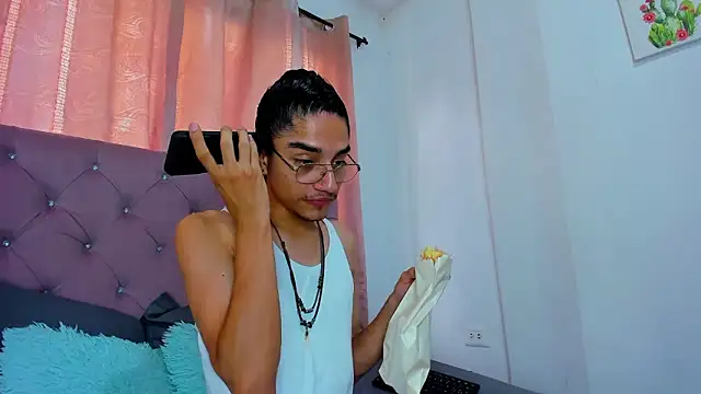 EthanBlackwoodd online show from 01-15-26, 08:23