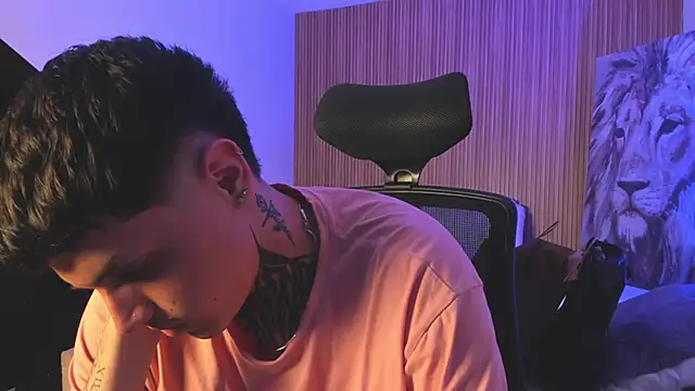 Declan-Fox online show from 11-26-25, 04:46