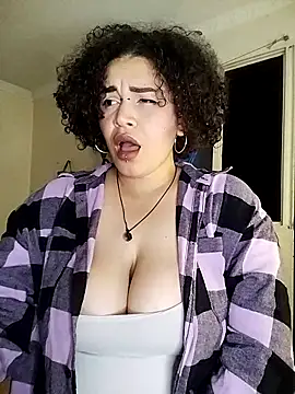 Snapshot of Julie_wallace chatting on 11-07-25, 09:59 Julie wallace online show from 11-07-25, 09:59