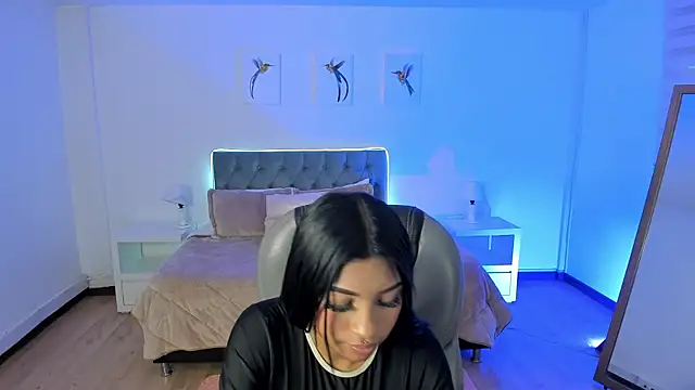 Snapshot of Sofia_collen_ chatting on 11-18-25, 07:51 Sofia collen online show from 11-18-25, 07:51