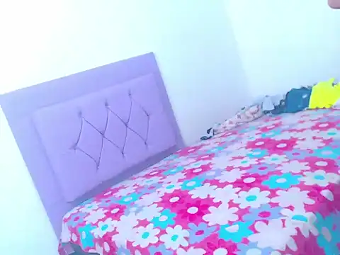 whitneytt online show from 11-28-25, 06:49