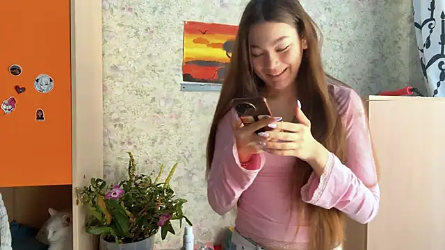 Cuteviola online show from 04-15-26, 01:12