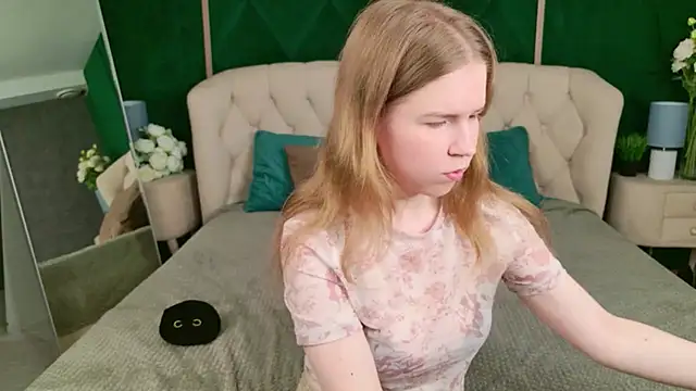 Alida Brice online show from 04-24-26, 05:43