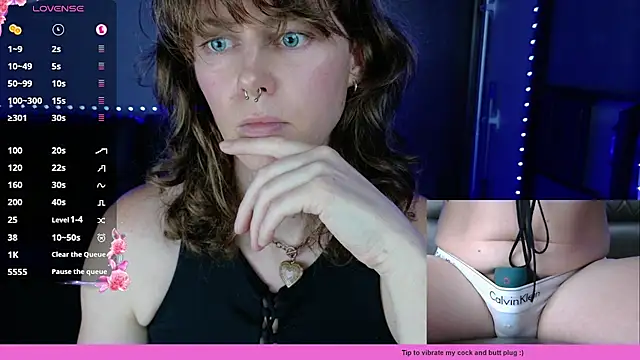 Snapshot of tsellieryder chatting on 09-25-25, 01:20 tsellieryder online show from 09-25-25, 01:20