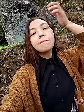 Snapshot of -Miu-98 chatting on 11-22-25, 01:59 -Miu-98 online show from 11-22-25, 01:59