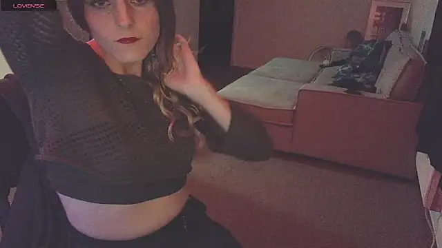 Snapshot of EnbyGamerChick chatting on 09-23-25, 11:41 EnbyGamerChick online show from 09-23-25, 11:41