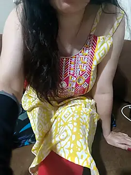 Snapshot of sassy_aly007 chatting on 11-06-25, 06:53 sassy aly007 online show from 11-06-25, 06:53