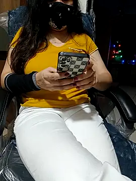 Snapshot of sassy_aly007 chatting on 11-08-25, 05:23 sassy aly007 online show from 11-08-25, 05:23