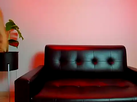 Latinocakex online show from 10-22-25, 01:50