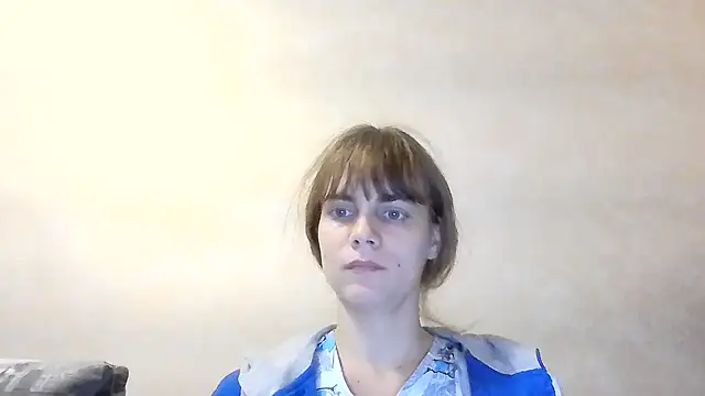 Snapshot of Loriven chatting on 09-25-25, 07:17 Loriven online show from 09-25-25, 07:17