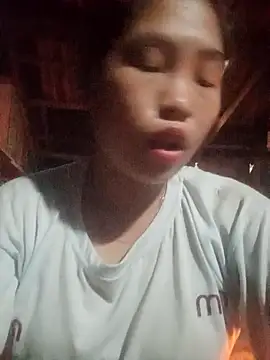 Luyen004 online show from 10-04-25, 11:14