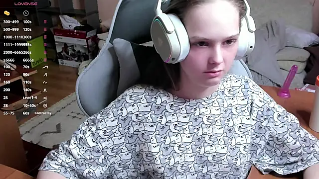 SharybbFace online show from 04-23-26, 03:03