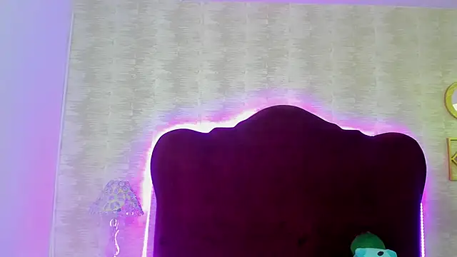 Snapshot of LaylaaDoll chatting on 10-02-25, 06:26 LaylaaDoll online show from 10-02-25, 06:26