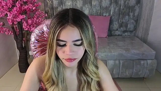 lilith4 s online show from 11-20-25, 03:07