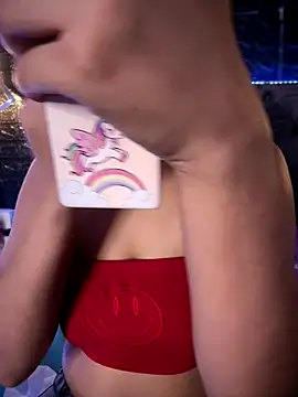 Snapshot of Isabella-Teen chatting on 09-17-25, 03:30 Isabella-Teen online show from 09-17-25, 03:30