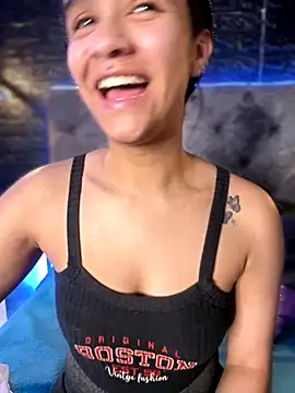 Snapshot of Isabella-Teen chatting on 09-30-25, 01:54 Isabella-Teen online show from 09-30-25, 01:54