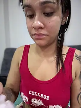 Snapshot of Isabella-Teen chatting on 12-01-25, 01:54 Isabella-Teen online show from 12-01-25, 01:54