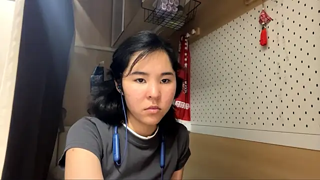 JennyCarpenter online show from 06-12-26, 09:08