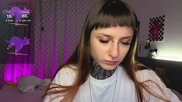 LilithPoison online show from 11-20-25, 06:07