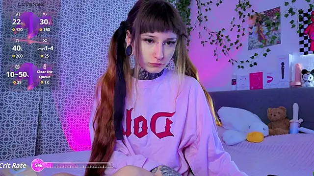 LilithPoison online show from 04-26-26, 06:16