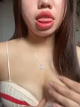 Rose-babyx online show from 04-16-26, 02:01