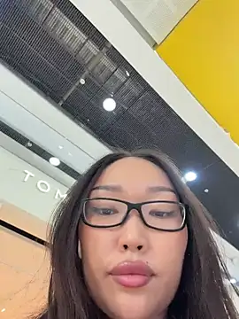 Snapshot of AdriaNochi chatting on 06-29-26, 01:11 AdriaNochi online show from 06-29-26, 01:11