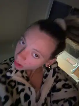 cuminhot69 online show from 11-21-25, 12:26