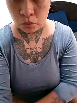 agnesvela online show from 10-30-25, 06:15