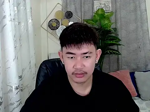 Snapshot of NaughtyGlow97 chatting on 09-14-25, 12:15 NaughtyGlow97 online show from 09-14-25, 12:15