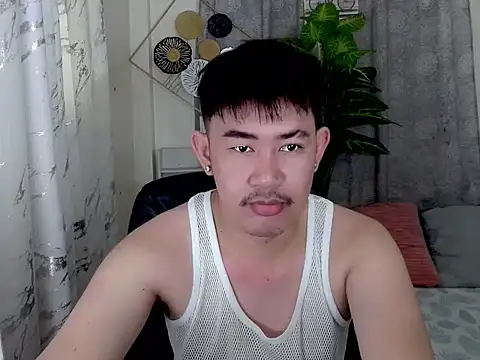 Snapshot of NaughtyGlow97 chatting on 09-15-25, 01:27 NaughtyGlow97 online show from 09-15-25, 01:27