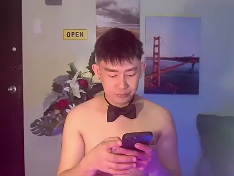 Snapshot of NaughtyGlow97 chatting on 10-27-25, 06:06 NaughtyGlow97 online show from 10-27-25, 06:06