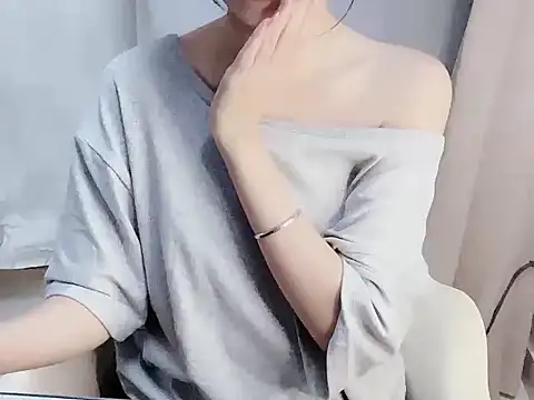 Snapshot of Seradang chatting on 04-17-26, 03:04 Seradang online show from 04-17-26, 03:04